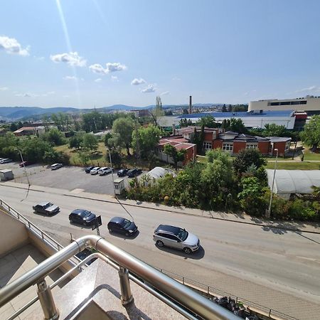 Apartment 2 Plisi Gjilan Екстериор снимка