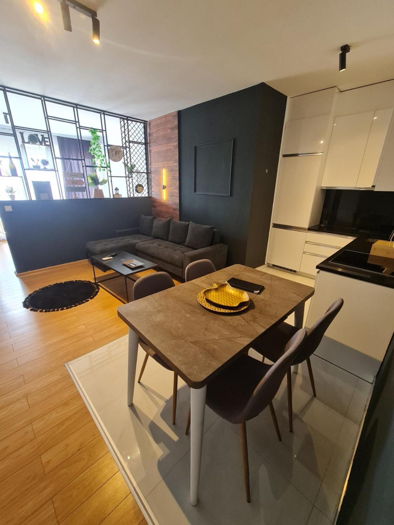 Apartment 2 Plisi Gjilan Екстериор снимка