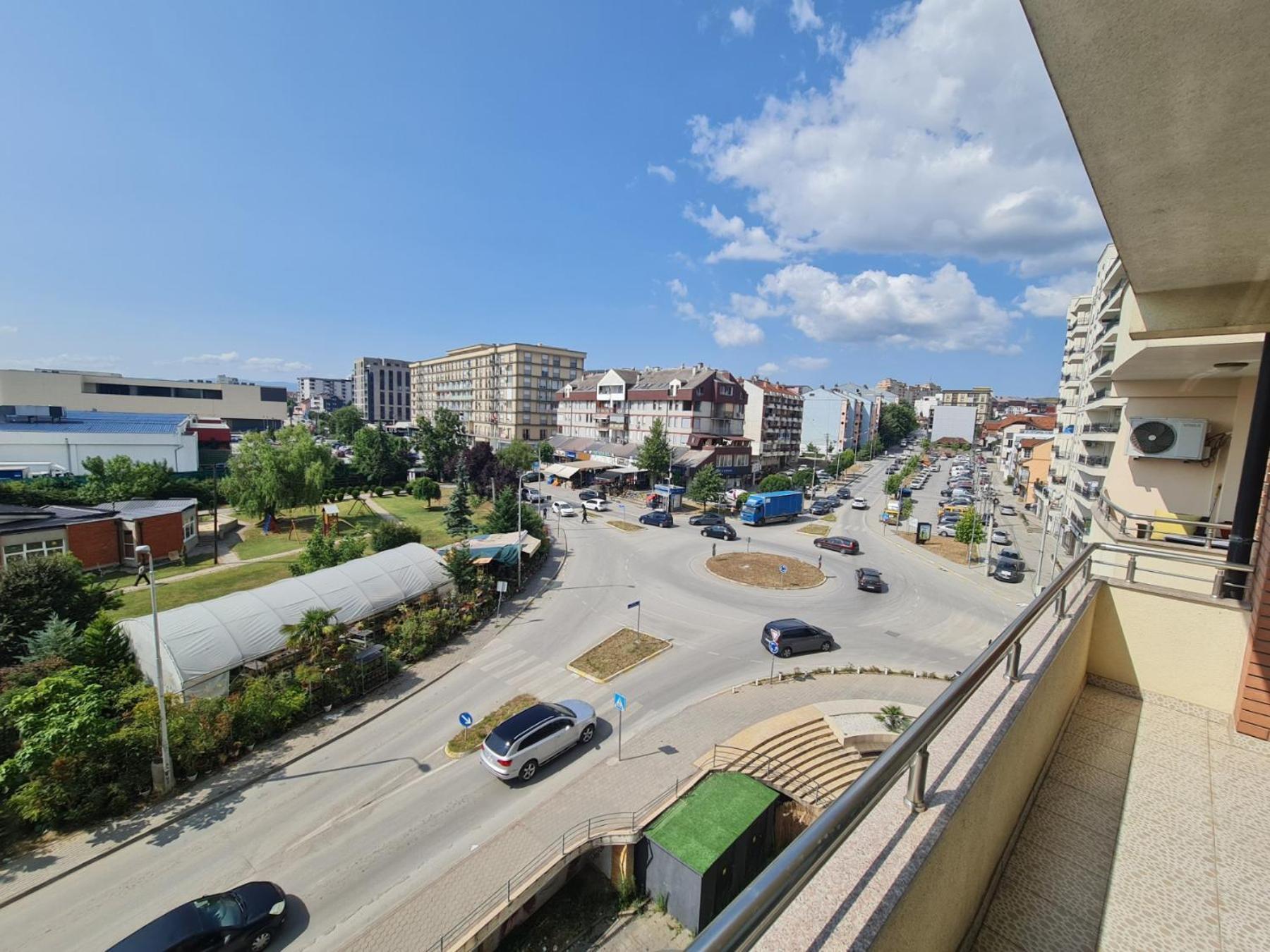 Apartment 2 Plisi Gjilan Екстериор снимка